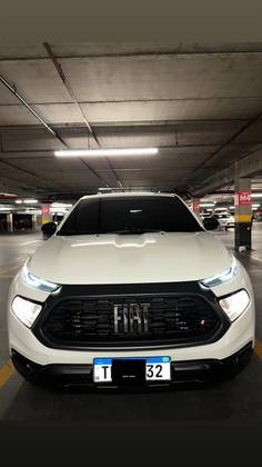FIAT TORO 1.3 TURBO 270 FLEX ENDURANCE AT6 FIAT TORO 1.3 TURBO 270 FLEX ENDURANCE AT6